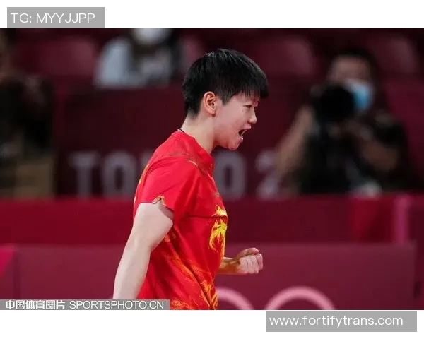 武汉网球队在奥运会上的团队协作展现了拼搏精神与团结力量的完美结合