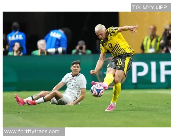 加沙队与蒙特雷队的精彩对决分析与赛后点评