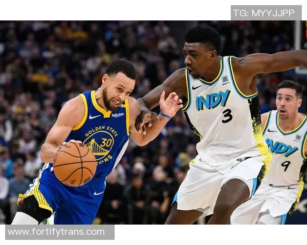 库里压哨绝杀引领勇士逆转鹈鹕晋级季后赛精彩瞬间回顾