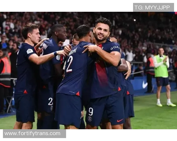 曼联与巴黎圣日耳曼激战在即CNTV全程直播精彩赛事分析