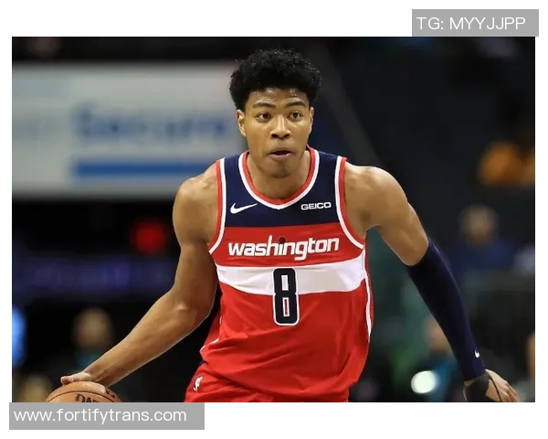 贺希宁：从新星崛起到篮球赛场上的耀眼明星之路