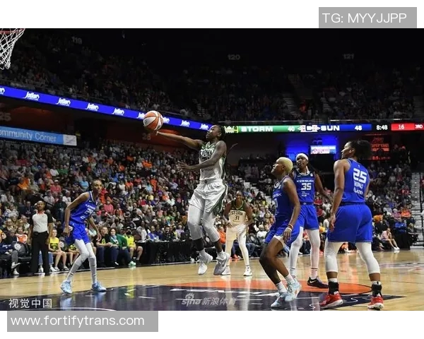 西雅图风暴与康涅狄格太阳激战比分揭晓精彩瞬间回顾 西雅图风暴与康涅狄格太阳激战比分揭晓精彩瞬间回顾