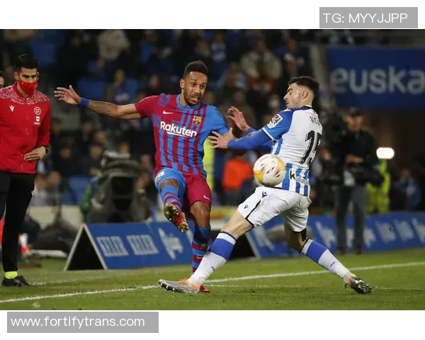 2004年巴塞罗那与皇家社会的经典对决回顾与分析